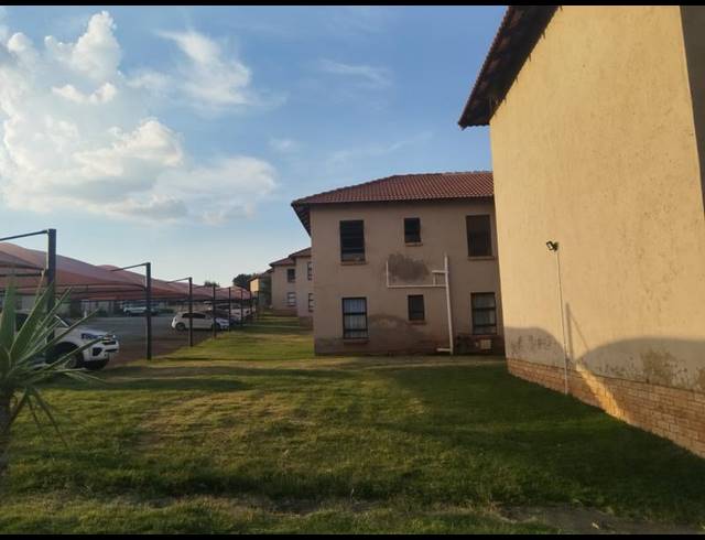 3 BEDROOM HOUSE FOR SALE IN GROBLERPARK